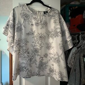 gorgeous floral business top!